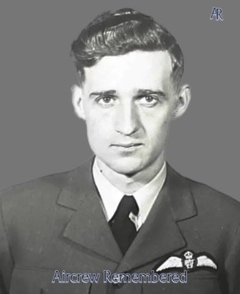 shapter-donald-john-403sqn_6fe175d4.jpg